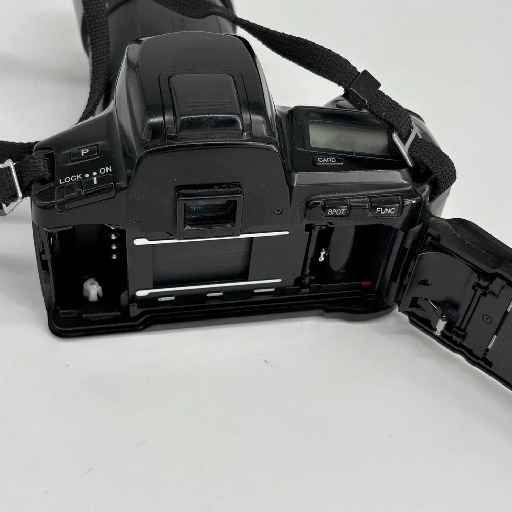 VTG Minolta Maxxum 5xi SLR Camera Black Tamron 80-210mm Lens Bundle